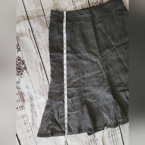 Banana Republic S2 Wool Lined Skirt - Picture 5 of 6